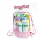 سبوك طقم العناية بالاطفال مكون من من 5 قطع (مريلة، صابون، شامبو، غسول، بودرة).